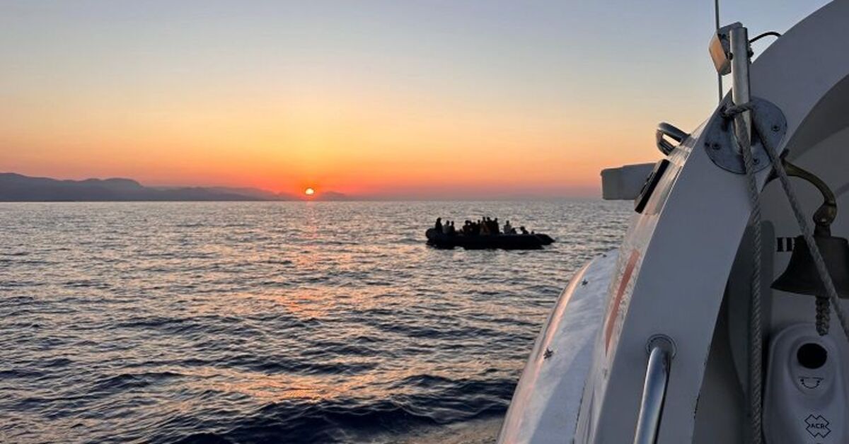 Bodrum açıklarında 50 düzensiz göçmen kurtarıldı