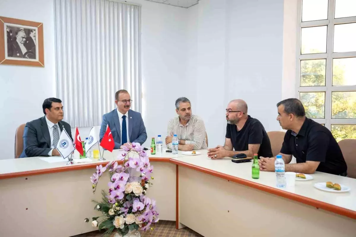 Şehitkamil Belediye Başkanı Umut Yılmaz, yoğun mesai harcadı