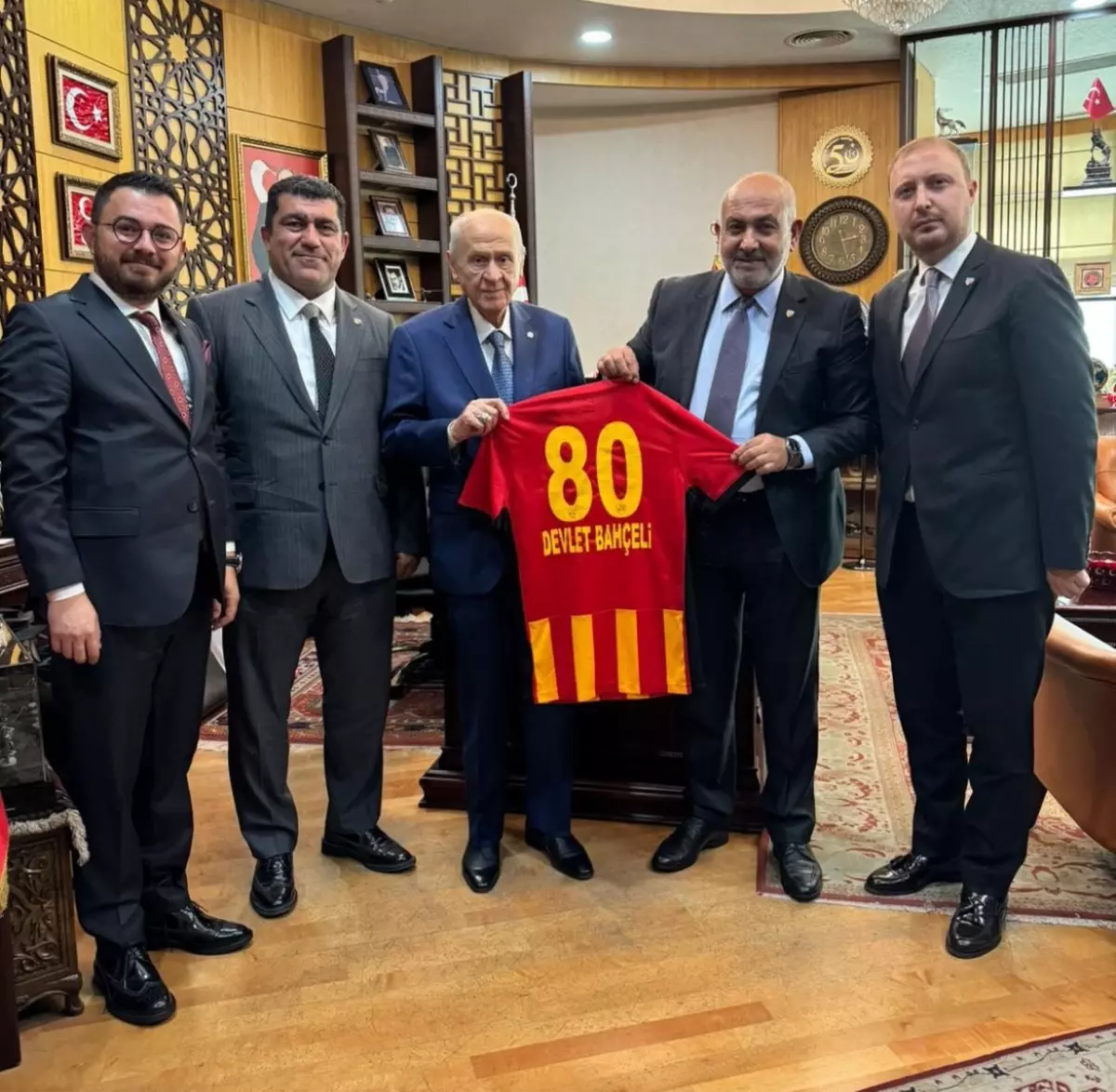 Kayserispor Yönetimi MHP Genel Başkanı Bahçeli’yi Ziyaret Etti