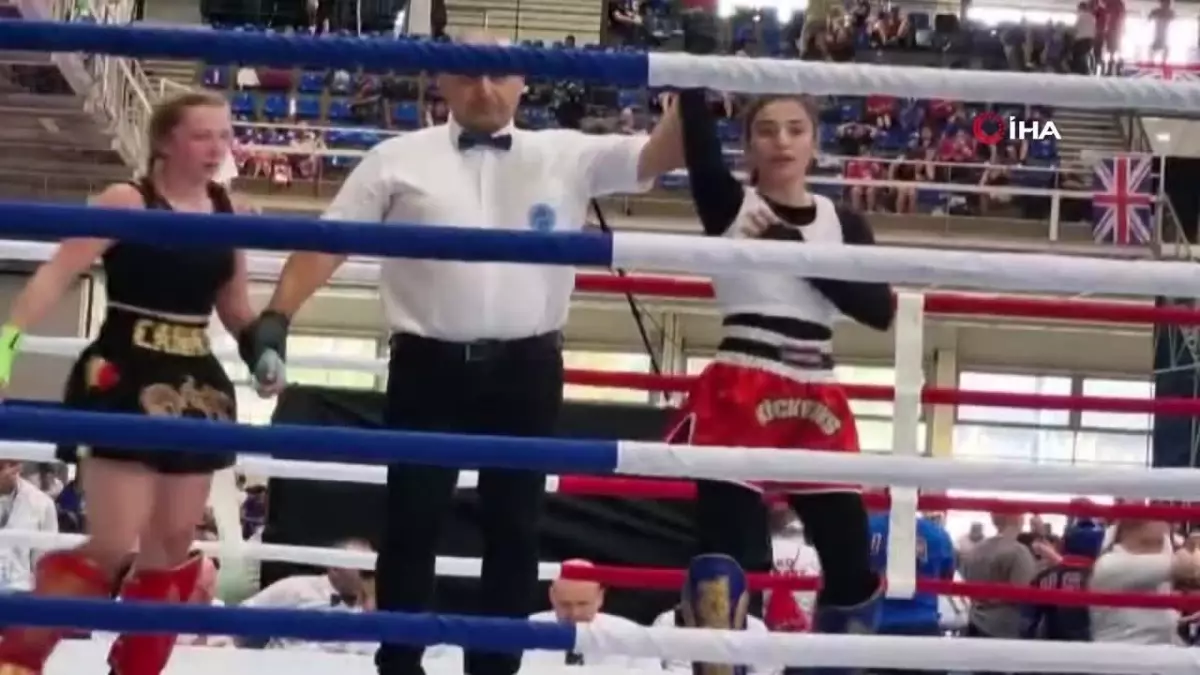 Özlem Melek Korkmaz, Kick Boks Gençler Dünya Şampiyonu Oldu